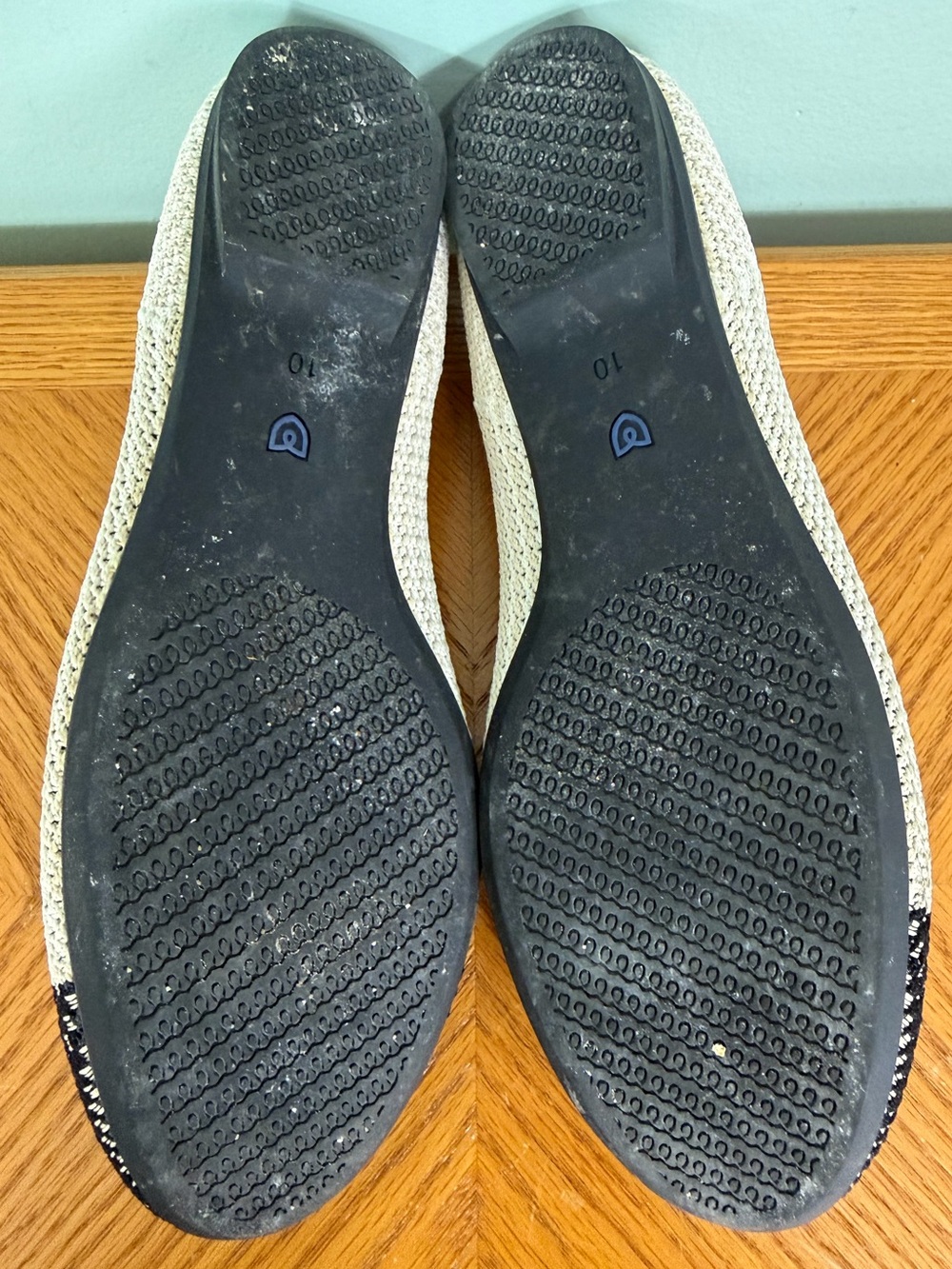 Rothy’s The Ballet Flat Beige & Black Round Captoe Coco Knit Bow Women Size 10 - Picture 12 of 12